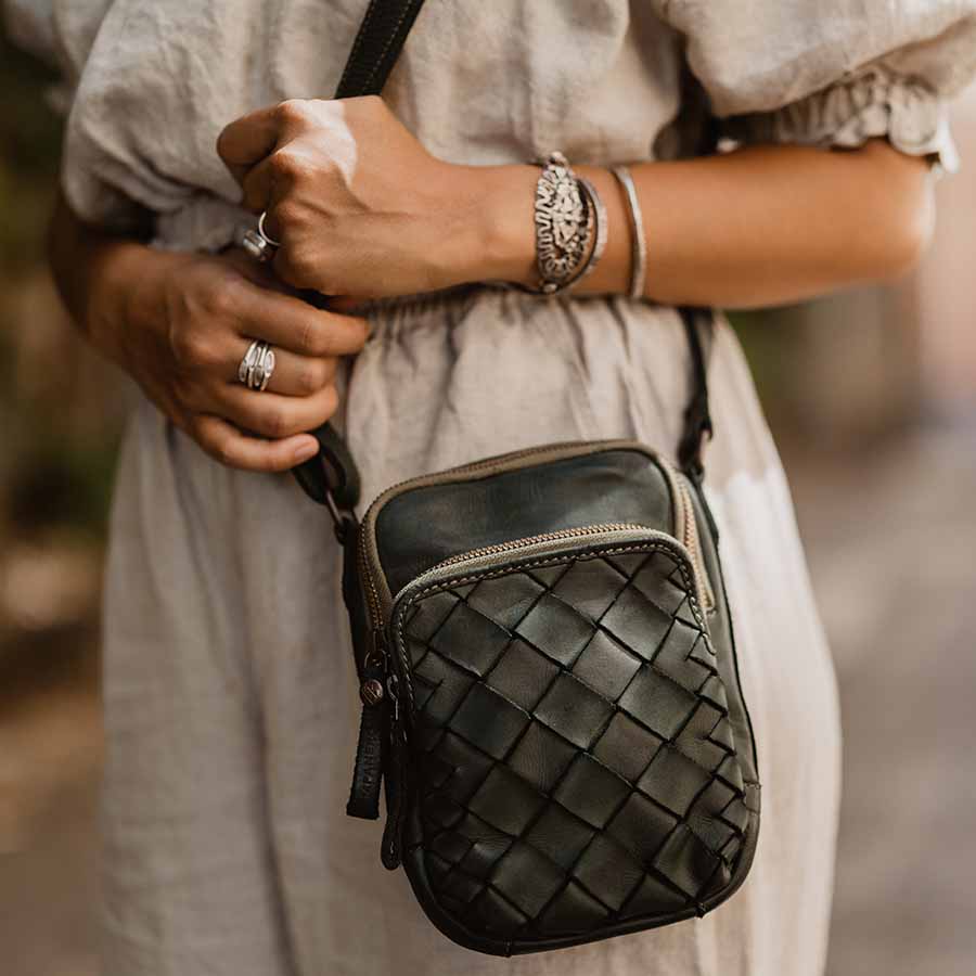 Stevie - Stone - Image 3