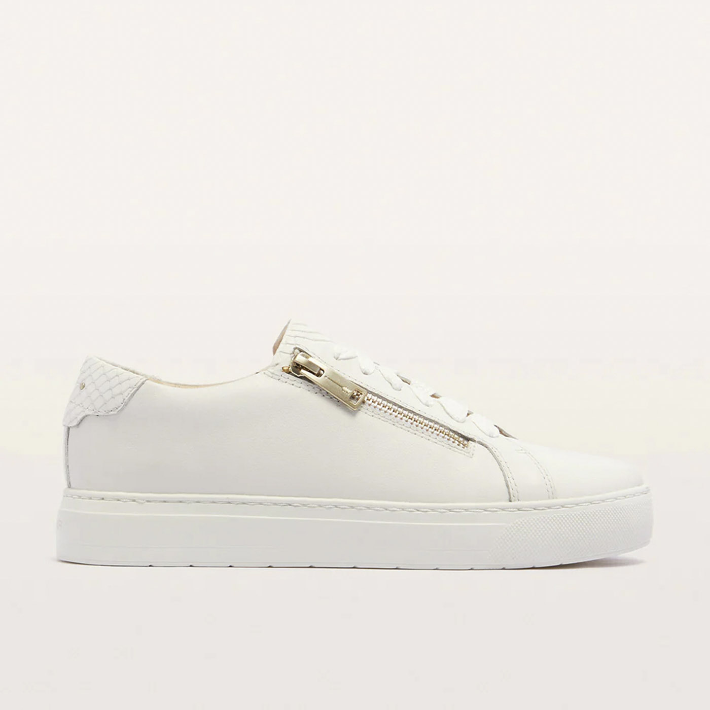 Billie II - White - Image 5
